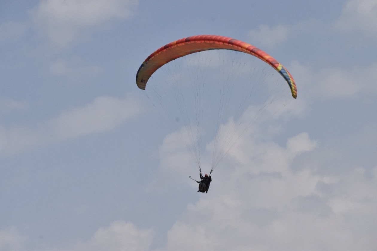 Paragliding